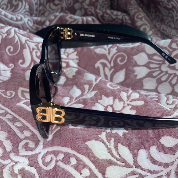 BALENCIAGA WOMEN'S DYNASTY SQUARE SUNGLASSES - Picture 4 of 9